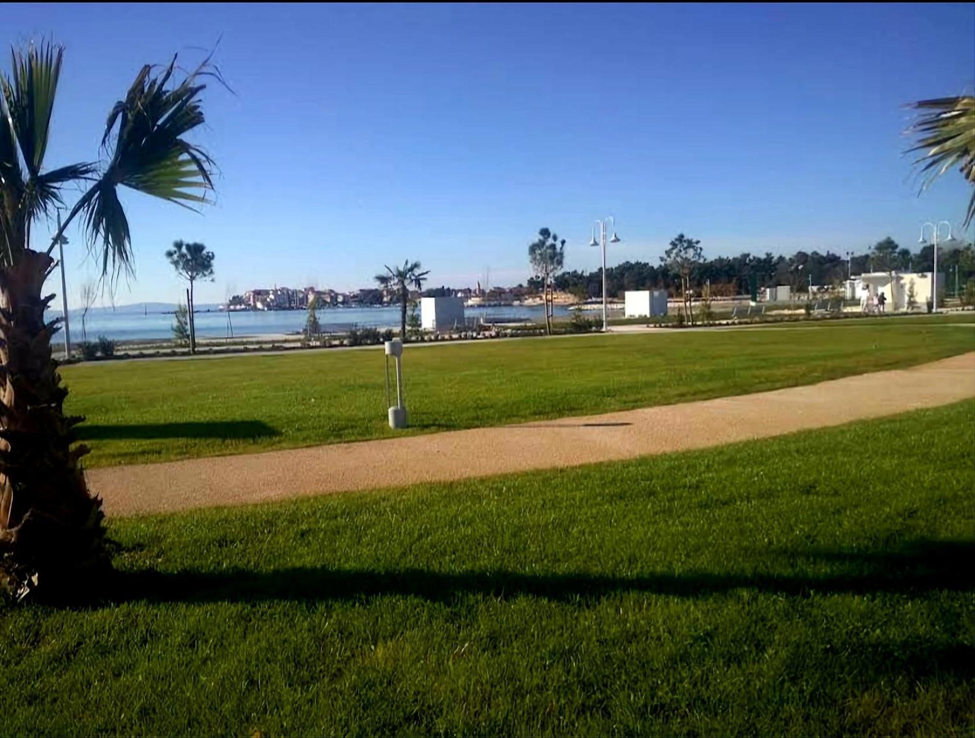 Split/podstrana Adria Apartment