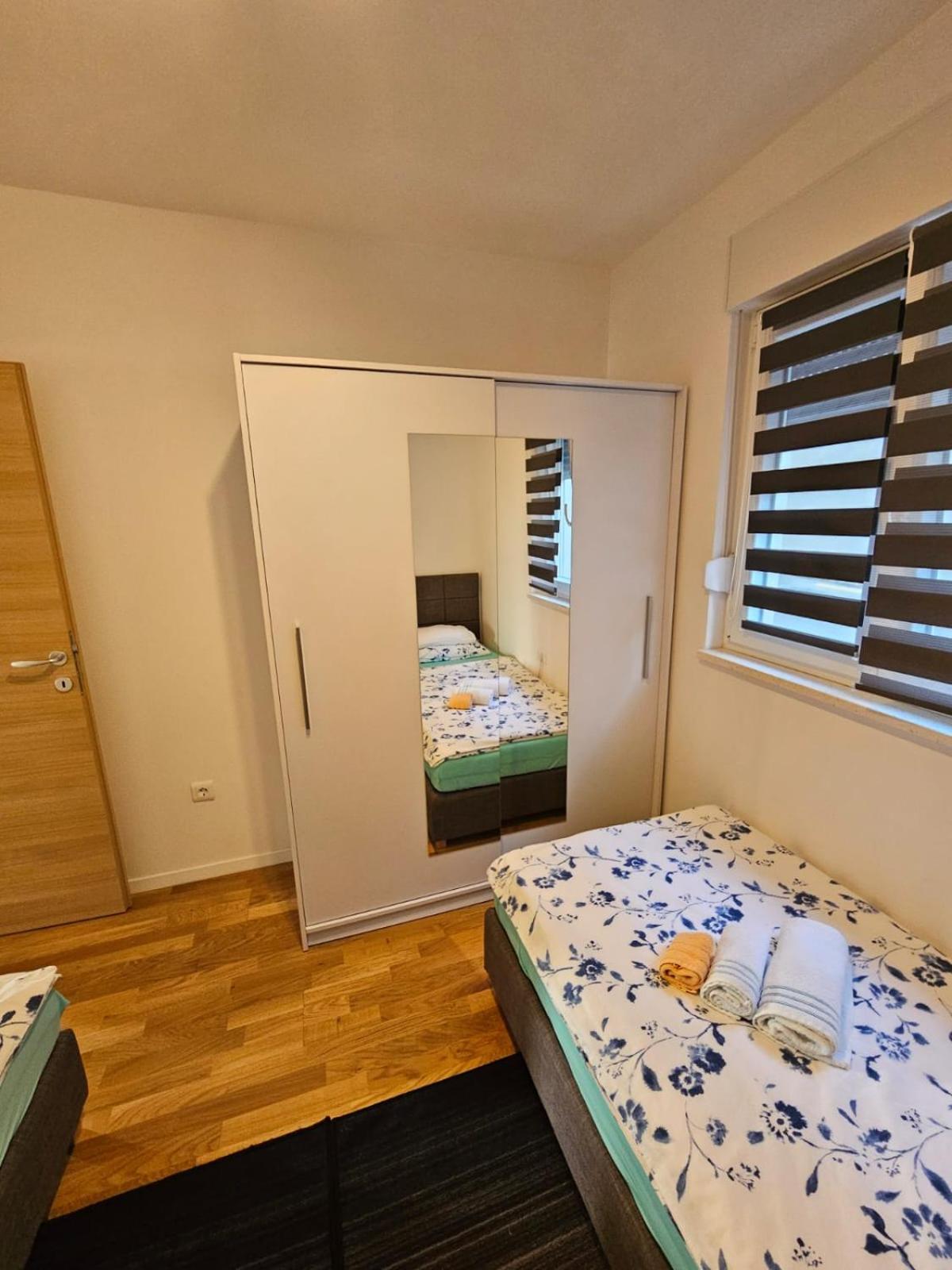 Split/podstrana Adria Podstrana